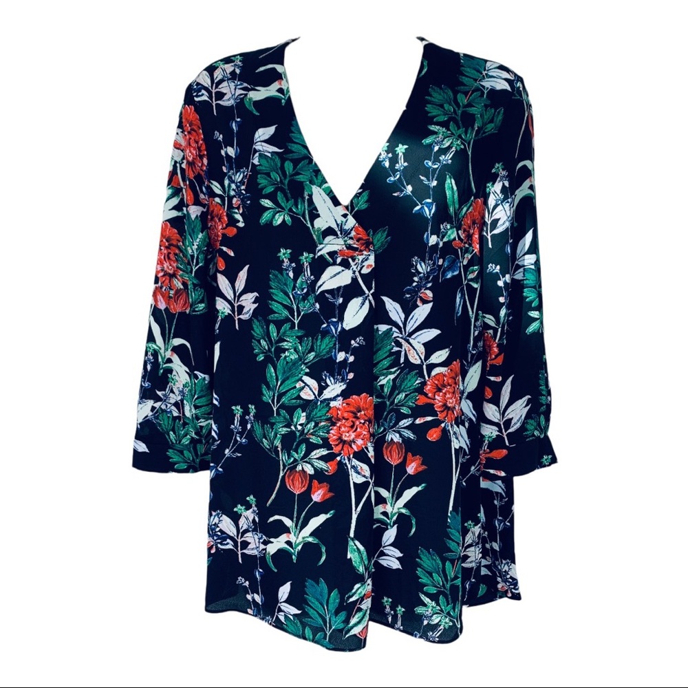 Rose & Olive Women’s Botanical Print V Neck Floral Blouse size Medium